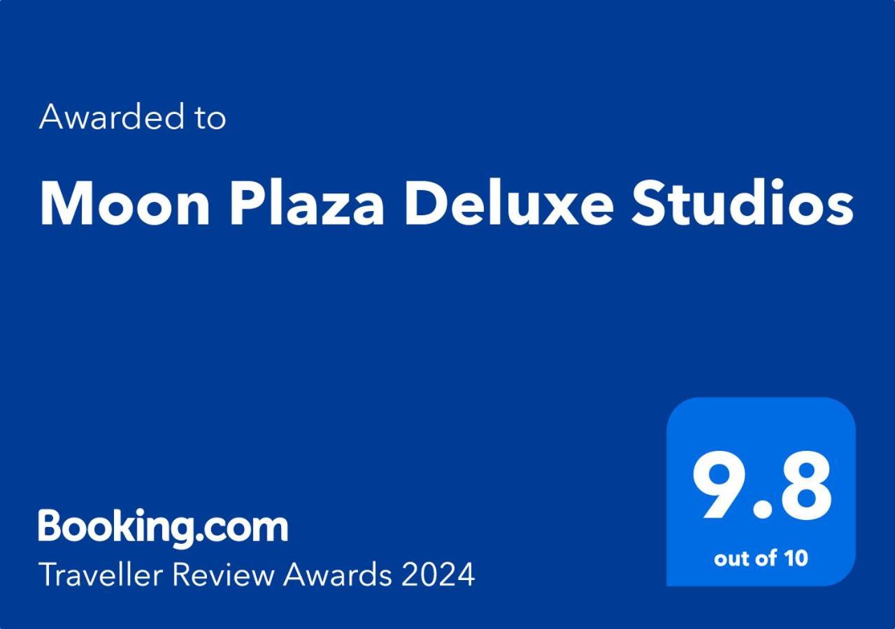 Moon Plaza Deluxe Studios Bucharest Exterior photo